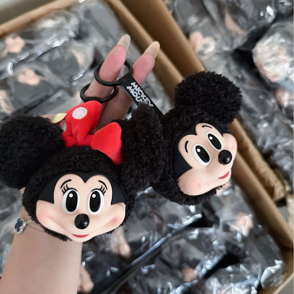 Mickey Minnie Plüschpuppe Schl – Anime Merchandise Usa Bewertung und Preis